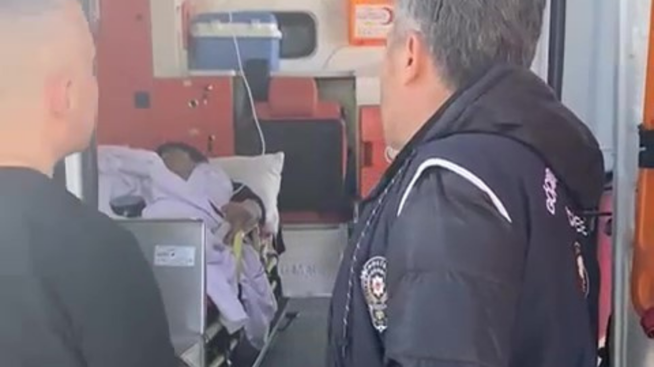 Amasya’da Şok Baskın! Ambulanstan Kaçak Göçmen Çıktı