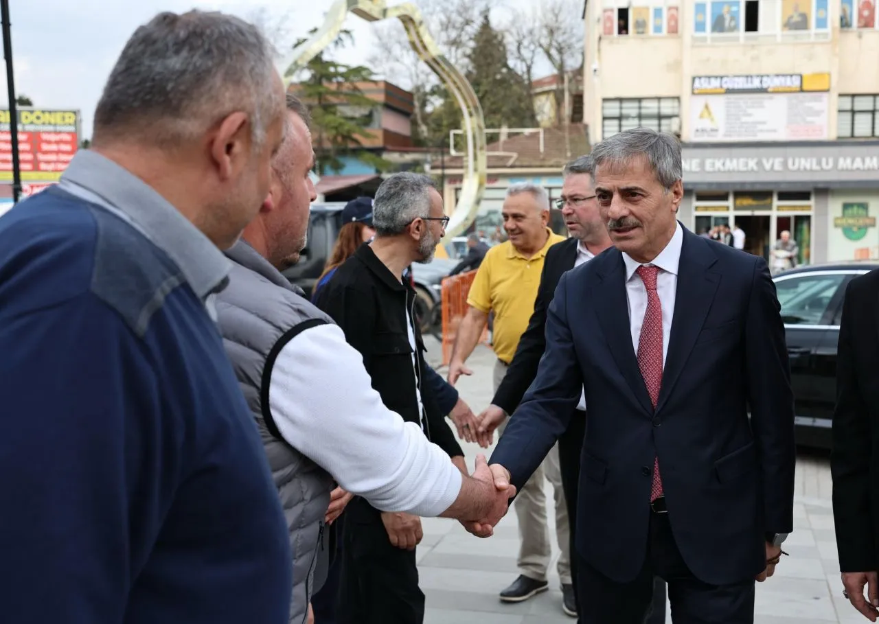 Başkan Alemdar Geyve’de Vatandaşlarla Buluştu: “Geyve İçin Güzel Yarınları Birlikte İnşa Edeceğiz” Başkan Alemdar Geyve’de Vatandaşlarla Buluştu: “Geyve İçin Güzel Yarınları Birlikte İnşa Edeceğiz”