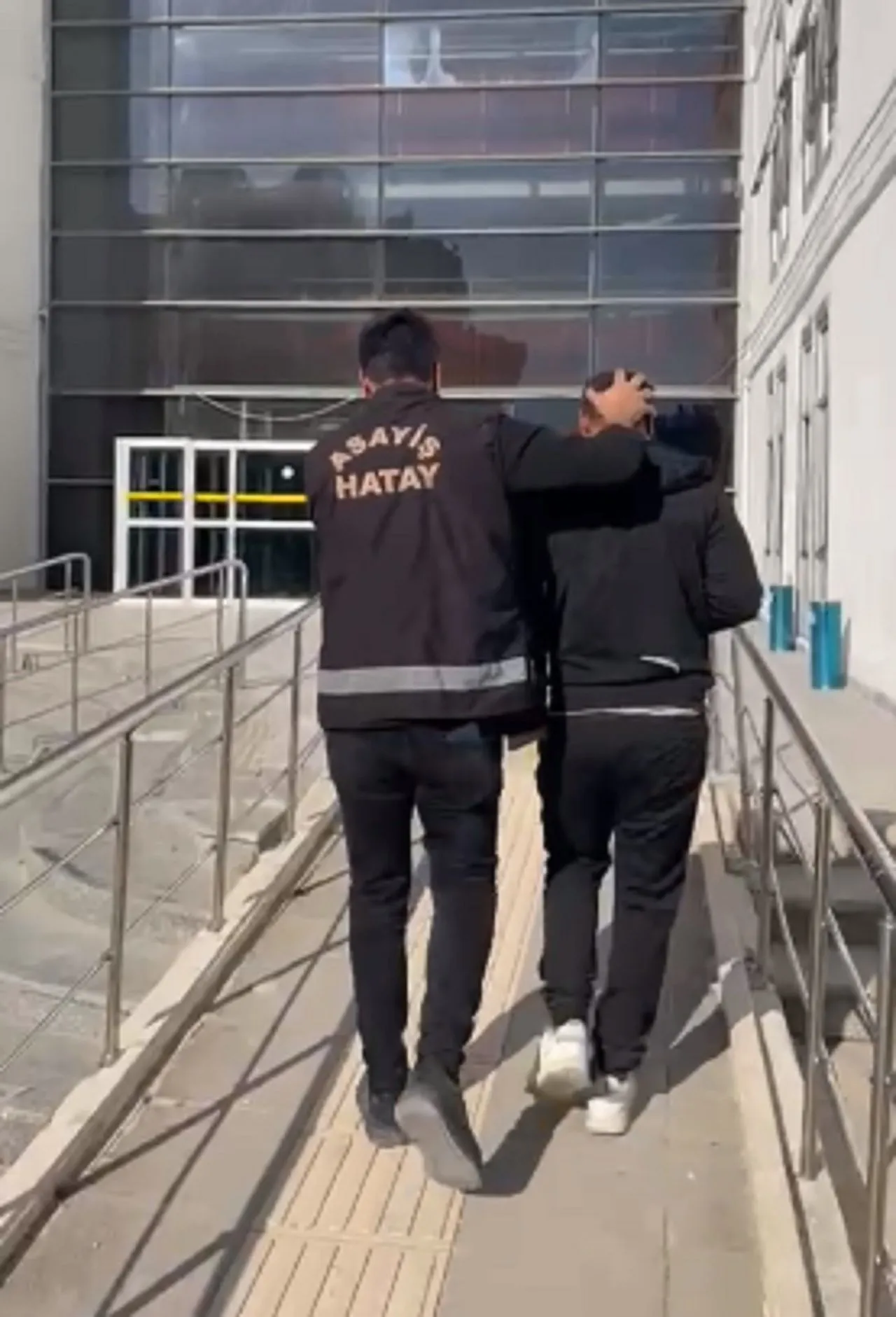 Yakın Akrabasını Öldüren Zanlı Antakya’da Yakalanarak Tutuklandı