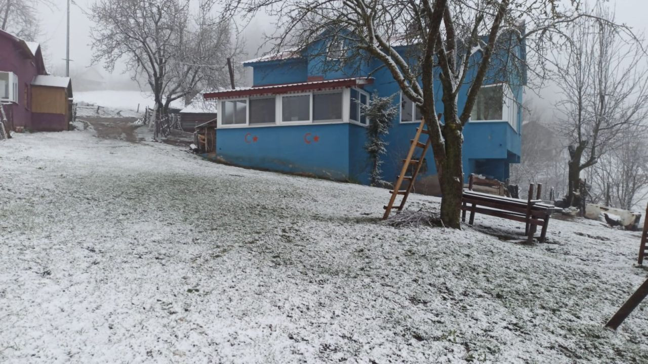 Sakarya’nın Yüksek Kesimlerinde Kar Yağışı Kartpostallık Görüntüler Oluşturdu - Sayfa 4