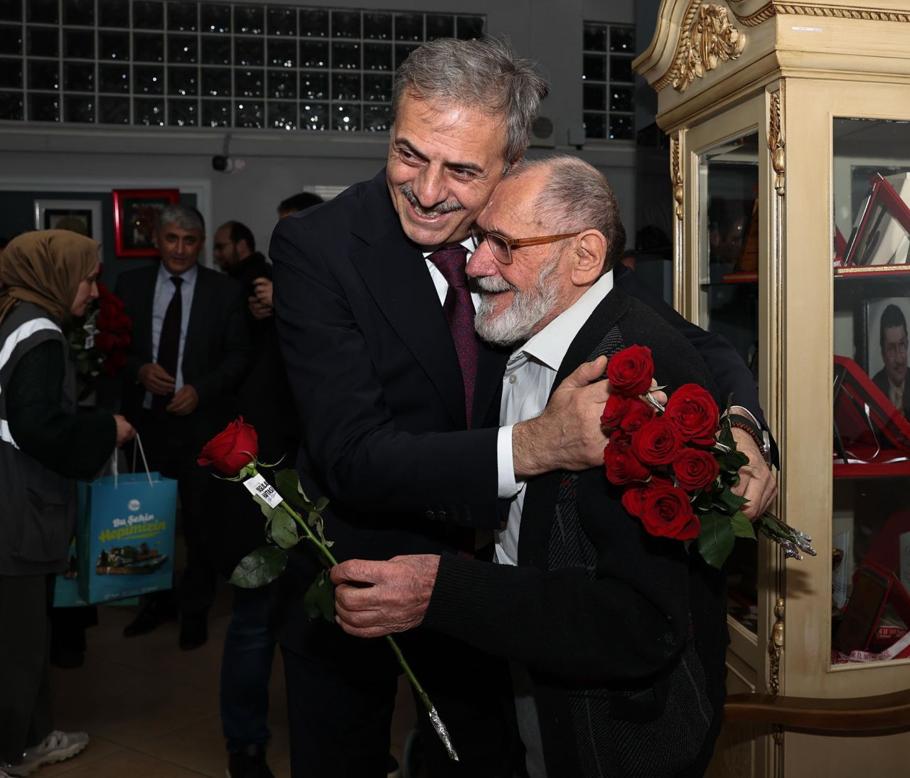 Başkan Alemdar’dan Huzurevi Ziyareti: "Sizler var oldukça bizler de var oluruz" - Sayfa 2