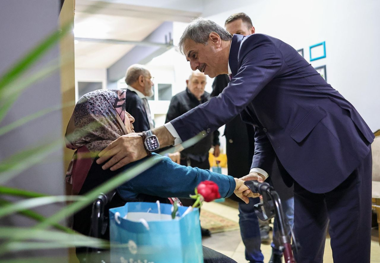 Başkan Alemdar’dan Huzurevi Ziyareti: "Sizler var oldukça bizler de var oluruz" - Sayfa 8