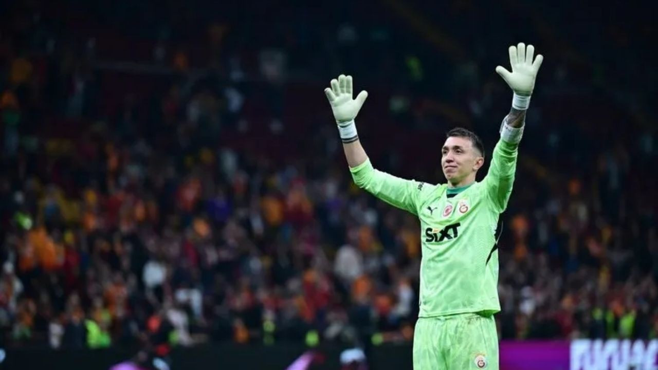 Galatasaray'da Muslera Devri Bitiyor: Yerine Gelecek 4 Adayın Listesi