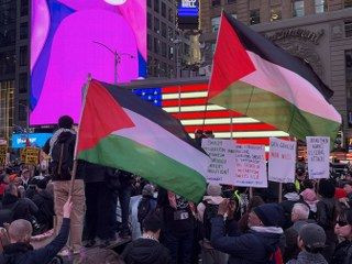 New York’ta Binlerce Filistin Destekçisi Times Meydanı’nda Toplandı - Sayfa 10