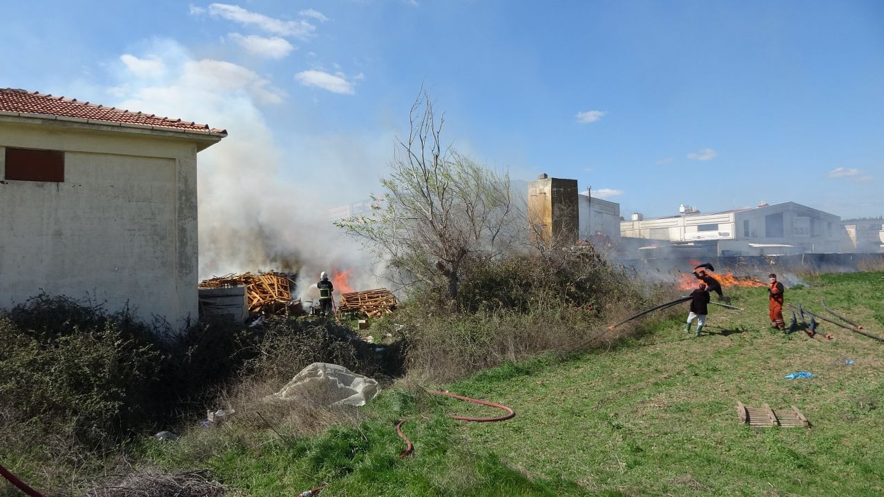Çanakkale'de Sanayi Sitesinde Korkutan Yangın - Sayfa 4
