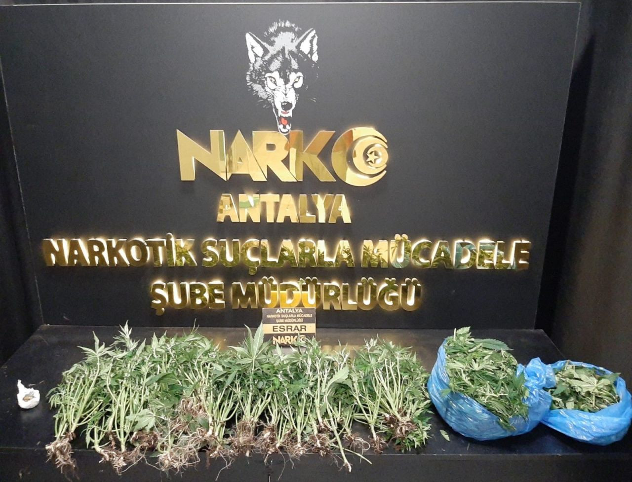 Antalya’da Narkotik Operasyonlarında 11 Kişi Tutuklandı - Sayfa 3