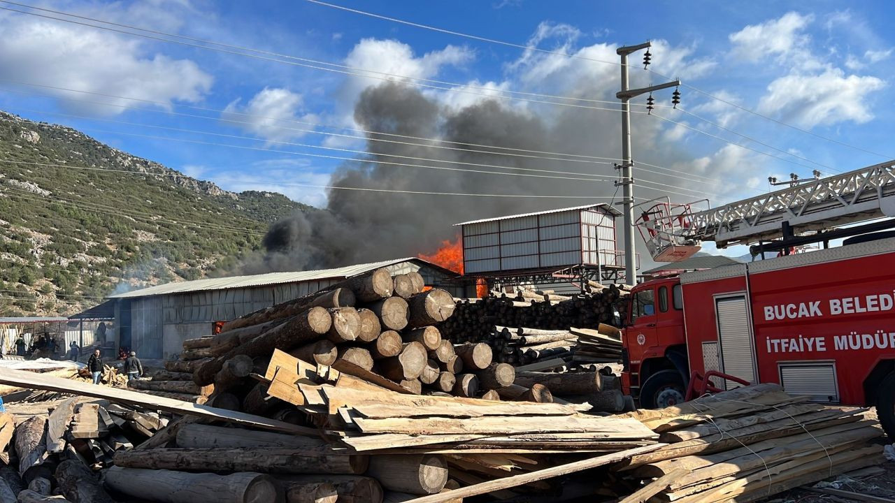 Burdur'da Kereste Fabrikasında Korkutan Yangın - Sayfa 2