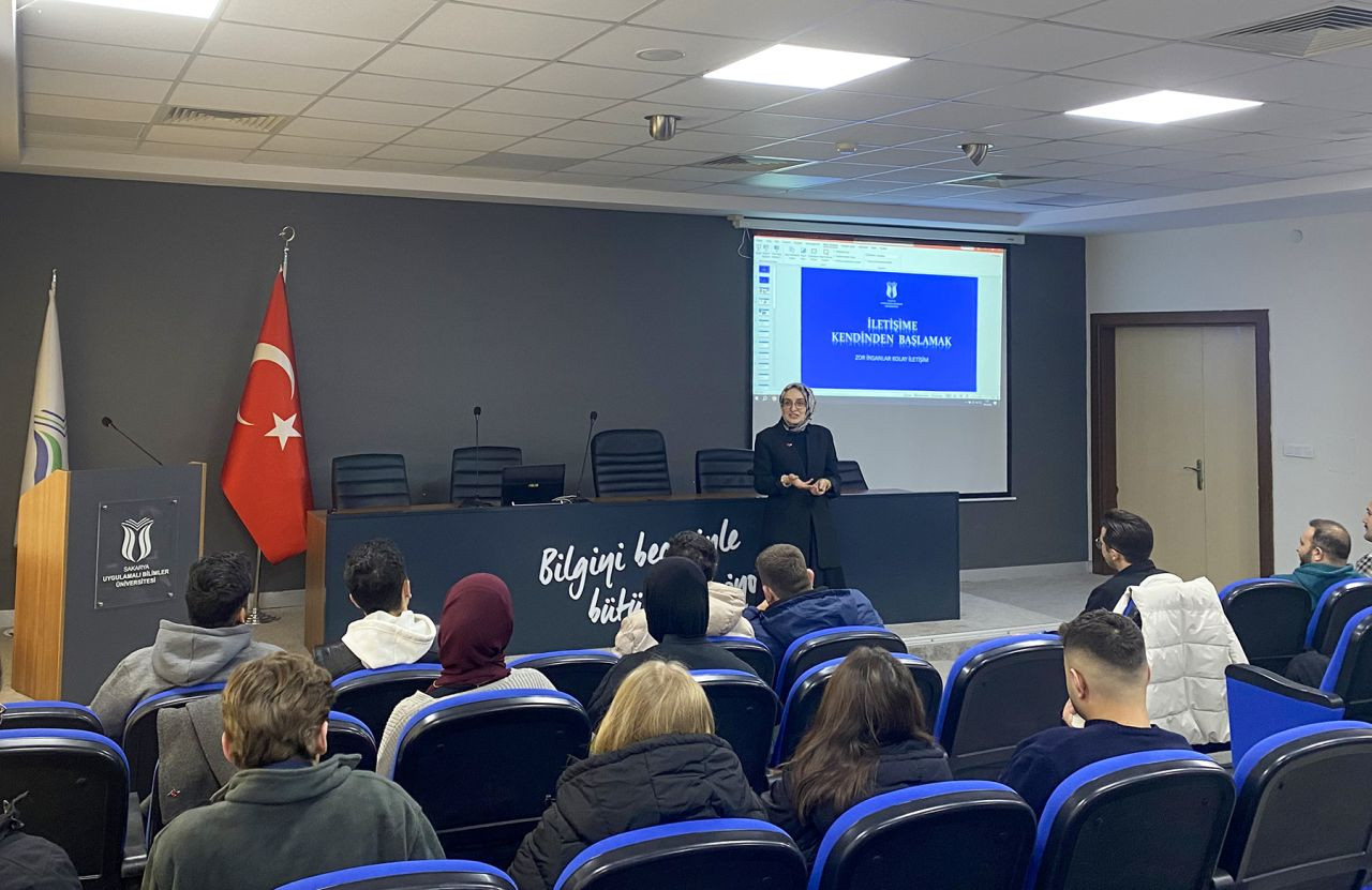 SUBÜ'den 'Zor İnsanlar, Kolay İletişim' Eğitimi: Etkili İletişim Yöntemleri Paylaşıldı - Sayfa 1