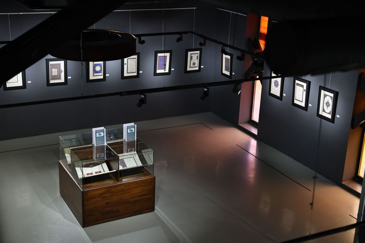 İstanbul Mushafı Sergisi Sakaryalı Sanatseverlerle Buluştu: 15 Asırlık İslam Sanatına Yolculuk! - Sayfa 4