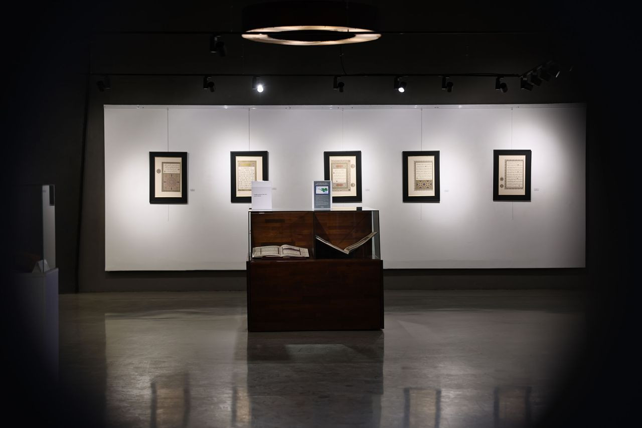 İstanbul Mushafı Sergisi Sakaryalı Sanatseverlerle Buluştu: 15 Asırlık İslam Sanatına Yolculuk! - Sayfa 2