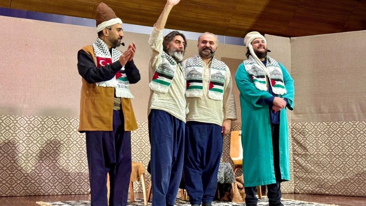 Serdivan’da Ramazan Etkinlikleri Kapsamında Tiyatro Gösterimi