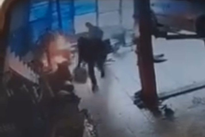 Sobaya Benzin Döktü, Parlayan Alevden Son Anda Kurtuldu - Sayfa 3