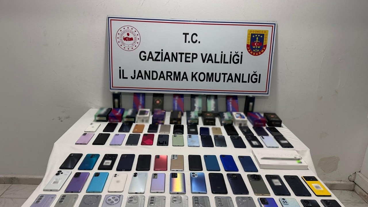 Gaziantep'te 2 Milyon Liralık Kaçak Telefon Operasyonu