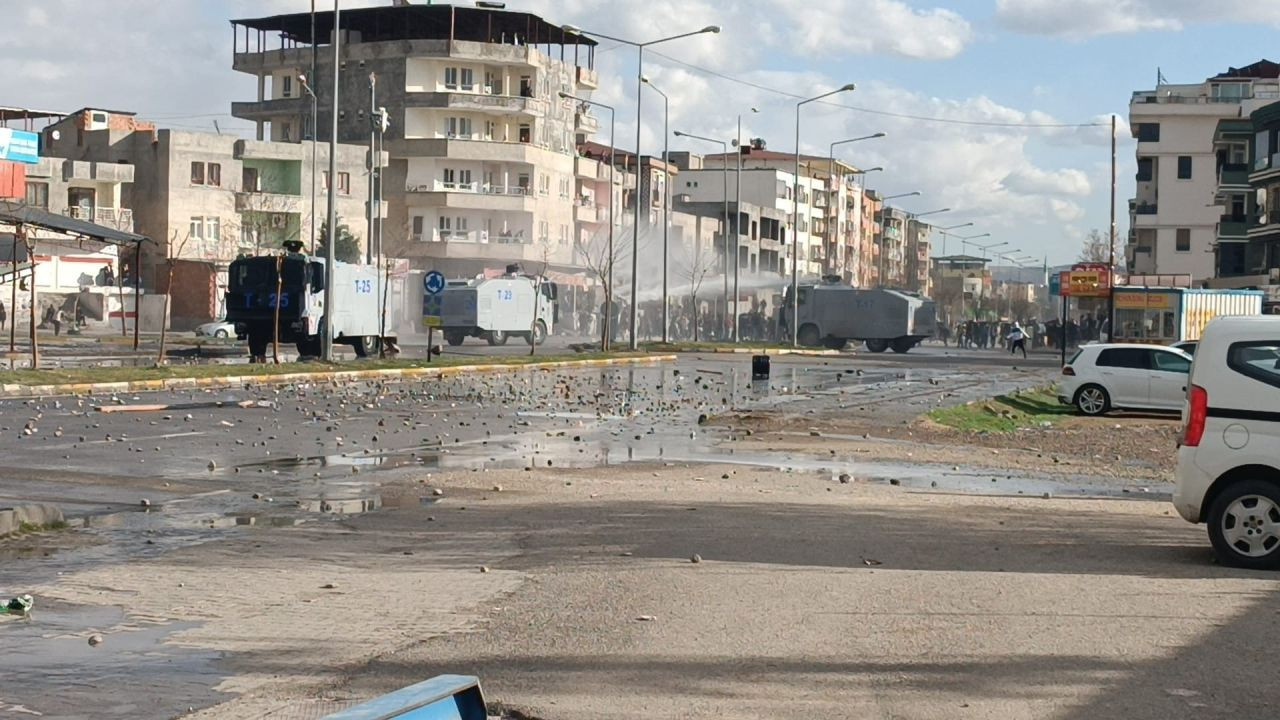 Batman’da Nevruz Kutlamalarında Olaylar Çıktı: 4 Gözaltı - Sayfa 2