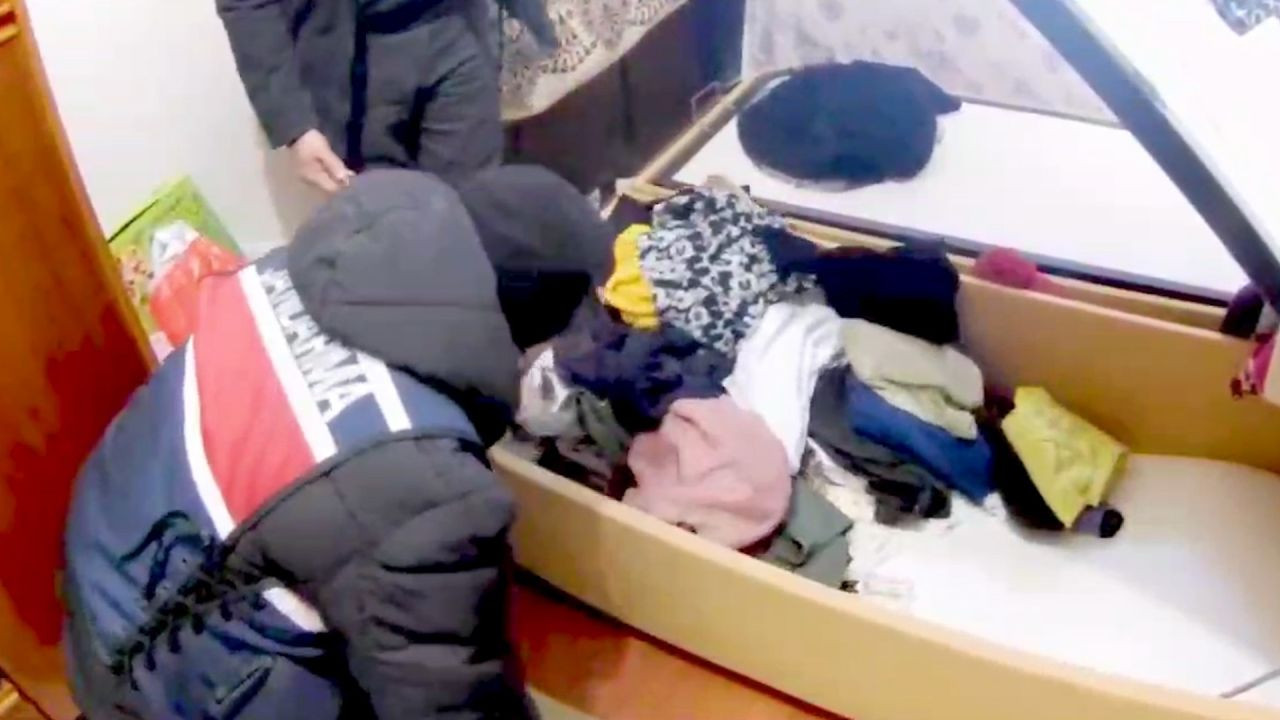 Kırıkkale'de Jandarma Baskınında Yüzlerce Uyuşturucu Hap ve Nakit Para Ele Geçirildi - Sayfa 2