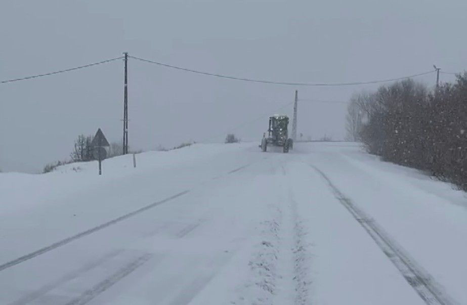 Tunceli’de Kar Yağışı Nedeniyle Kapanan Köy Yolları Açılıyor - Sayfa 2