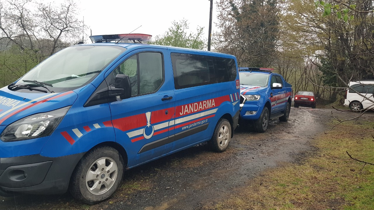 Samsun'da Vahşi Cinayet: Boğazını Kestiler, Altınları Alıp Ateşe Verdiler