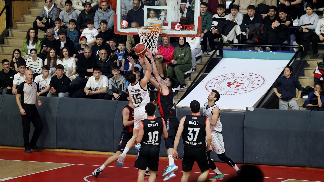 Büyükşehir Basket, Play-Off Serisinde Eşitliği Sağladı! Son Maç Uşak’ta!