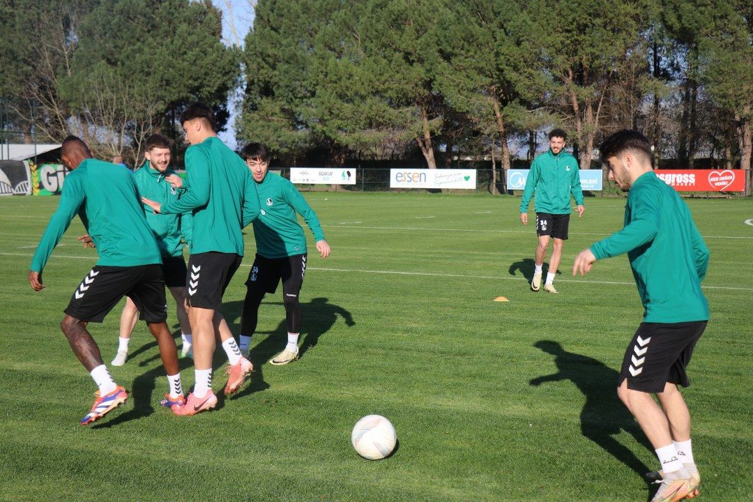 Sakaryaspor, Marmara Derbisine Hazırlanıyor! Kocaelispor Karşısında Kritik Maç! - Sayfa 4