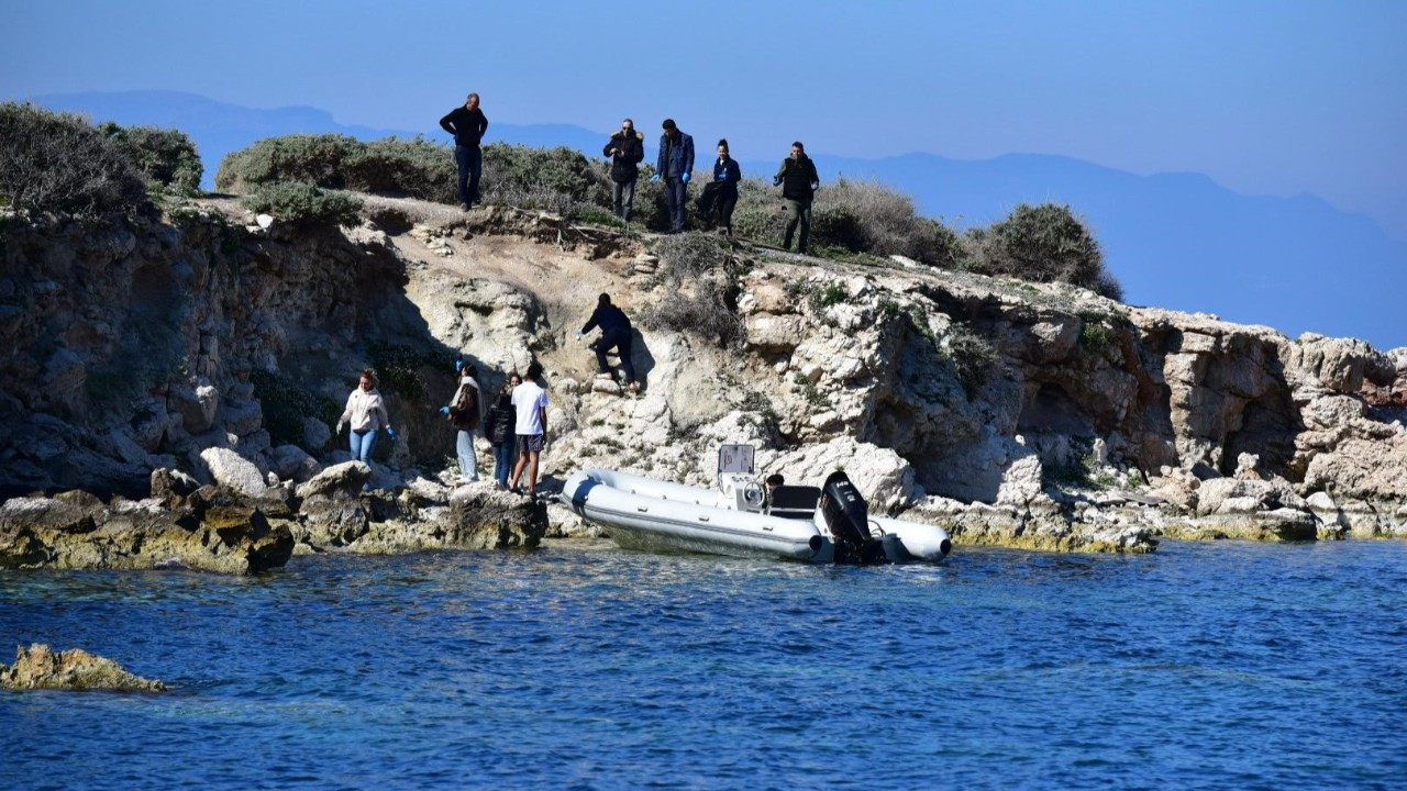 Kuşadası’nda Dünya Su Günü’nde Kıyı Temizliği Seferberliği