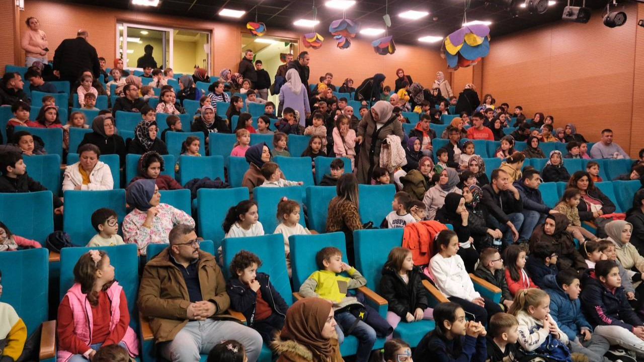 Geyve'de Çocuklara Özel Unutulmaz Ramazan Şenliği!