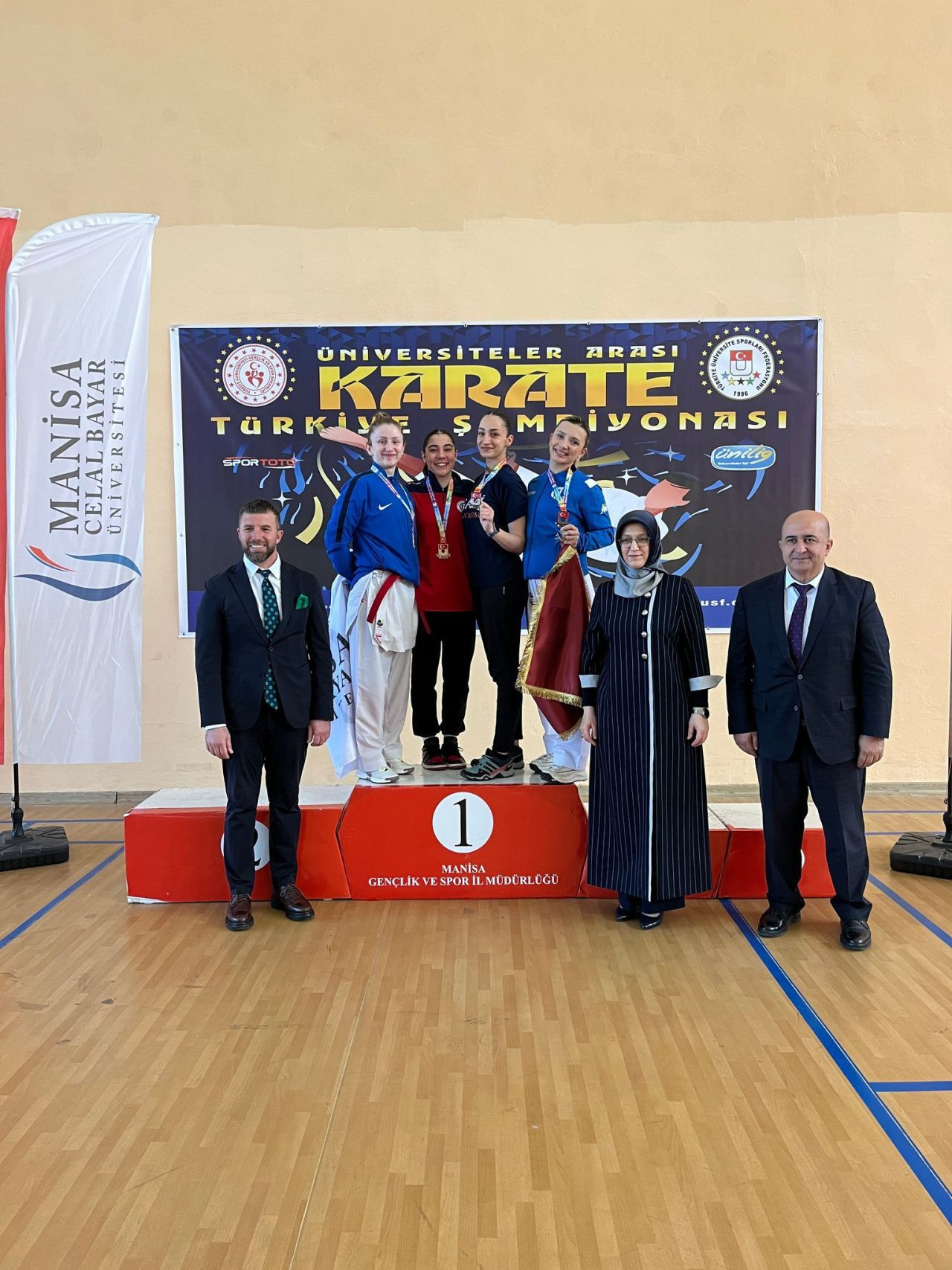 Hendekli Karateciler Türkiye Şampiyonasından 3 Madalya İle Döndü - Sayfa 1