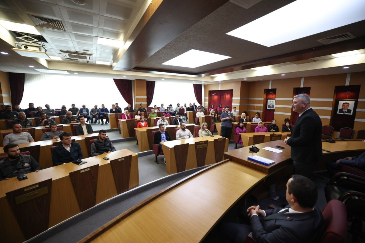 Serdivan Belediyesi ve Hizmet-İş Sendikası Arasında Toplu İş Sözleşmesi İmzalandı - Sayfa 1