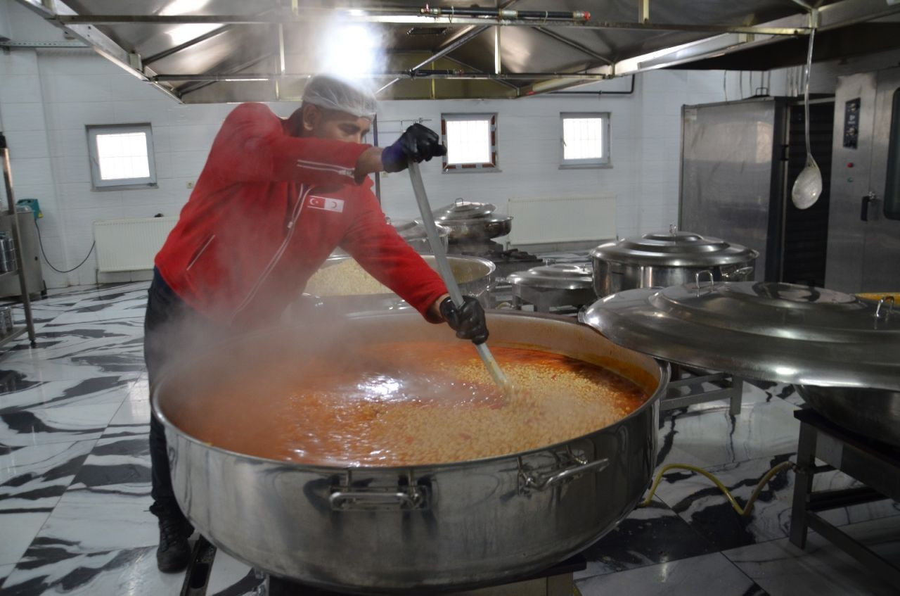 Muş’ta Ramazan Boyunca 72 Bin Kişiye Kızılay’dan Sıcak Yemek Ulaştırıldı - Sayfa 6