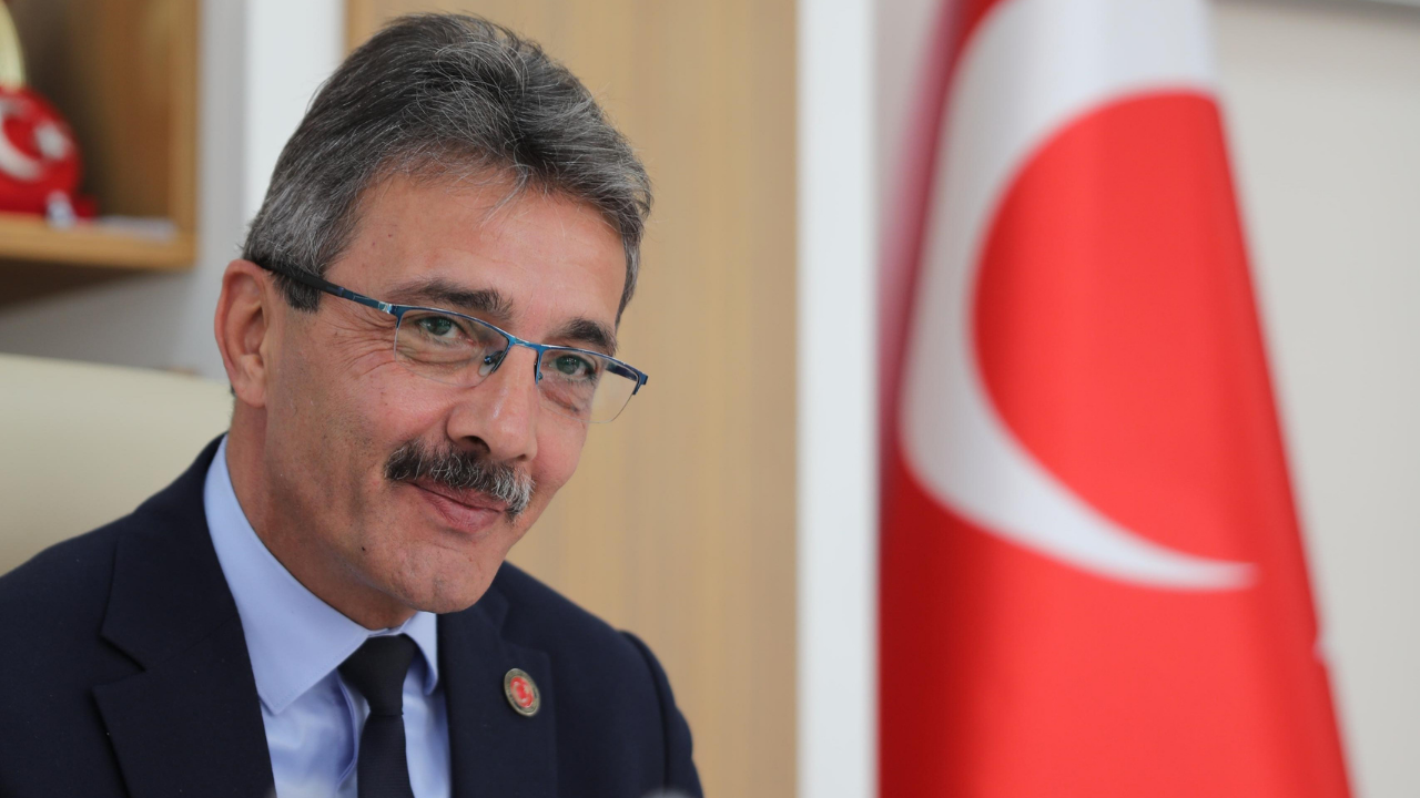 Başkan Dinç'ten Bayram Daveti! Hemşerilerini Bayramlaşma Programına Çağırdı