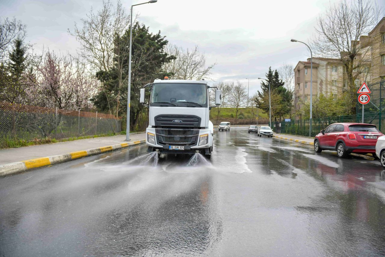 Esenyurt’ta Bayram Temizliği Tamamlandı: Sokaklar Pırıl Pırıl - Sayfa 3