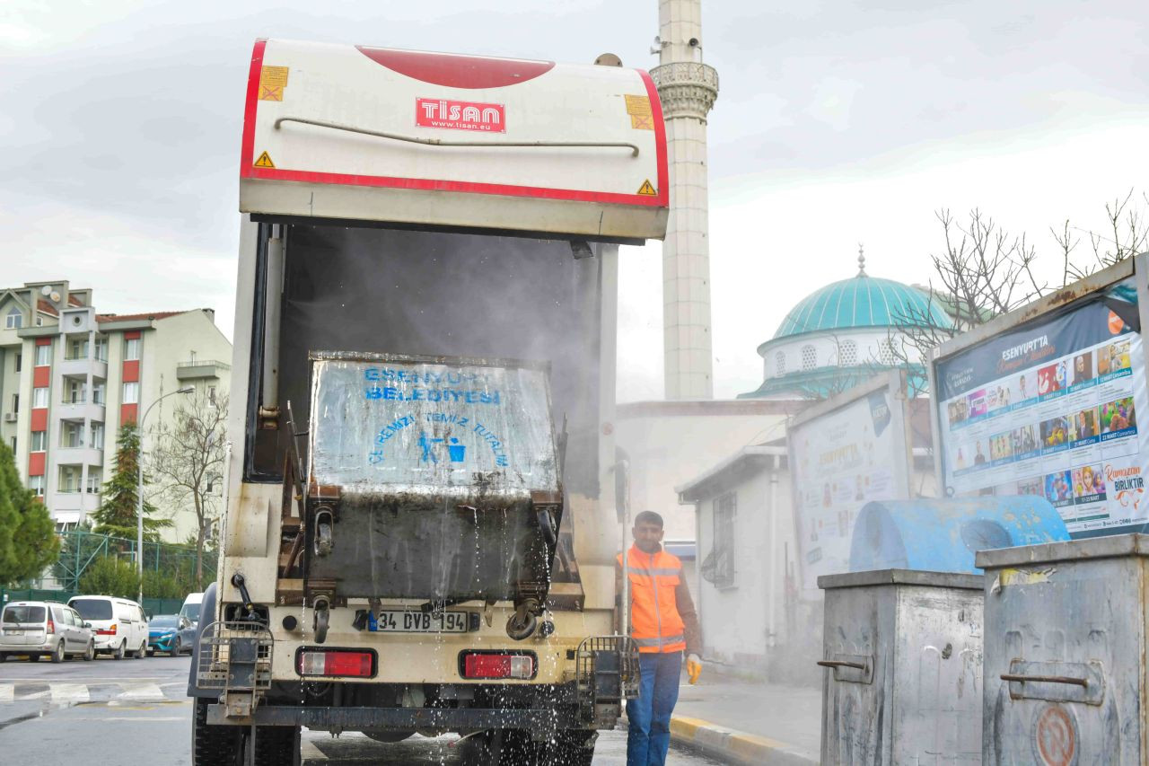 Esenyurt’ta Bayram Temizliği Tamamlandı: Sokaklar Pırıl Pırıl - Sayfa 5