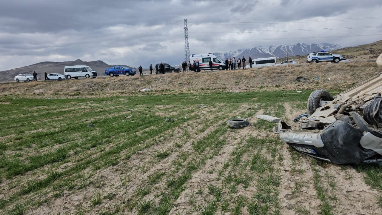 Adilcevaz'da Takla Atan Araçta Aynı Aileden 5 Kişi Yaralandı - Sayfa 6