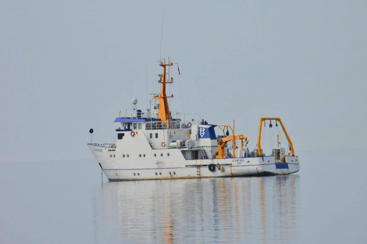 Marmara’da Deprem Araştırması: Piri Reis Gemisi Erdek’te Görevde - Sayfa 1