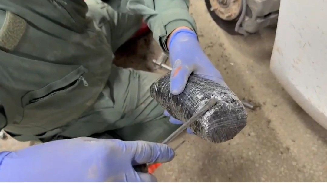 Van’da Otomobilde 8 Kilo 700 Gram Metamfetamin Ele Geçirildi - Sayfa 1