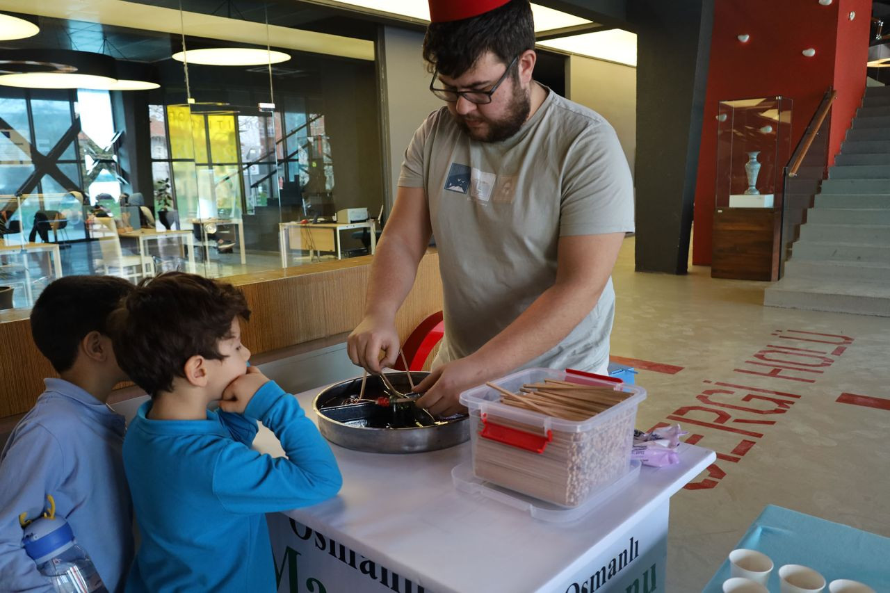 Büyükşehir Belediyesi'nden Ramazan Boyunca Çocuklara Mutlu Anlar: Etkinlikler Minik Kalpleri Coşturdu! - Sayfa 3