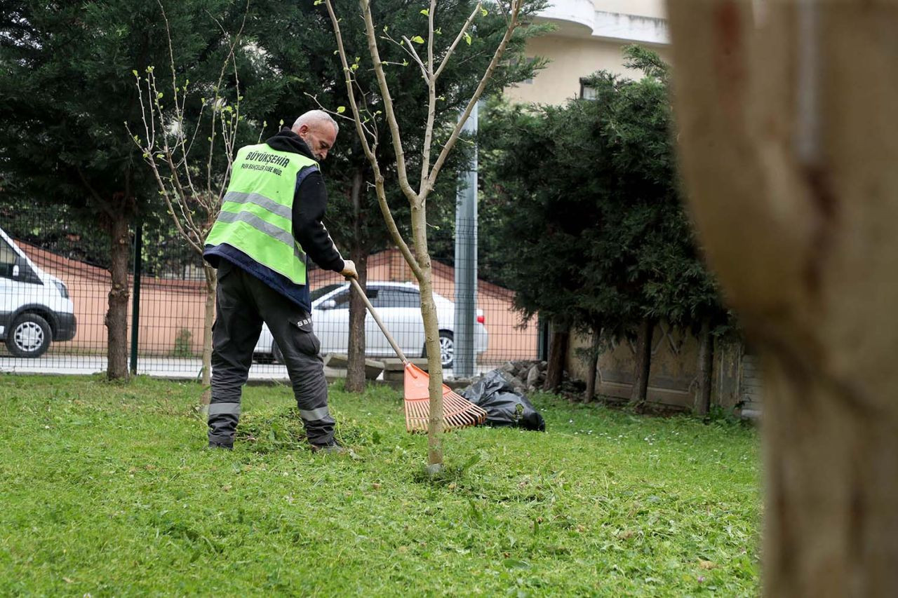 Sakarya’da Camiler Bayrama Hazır: Büyükşehir’den Çiçek Gibi Dokunuş - Sayfa 5