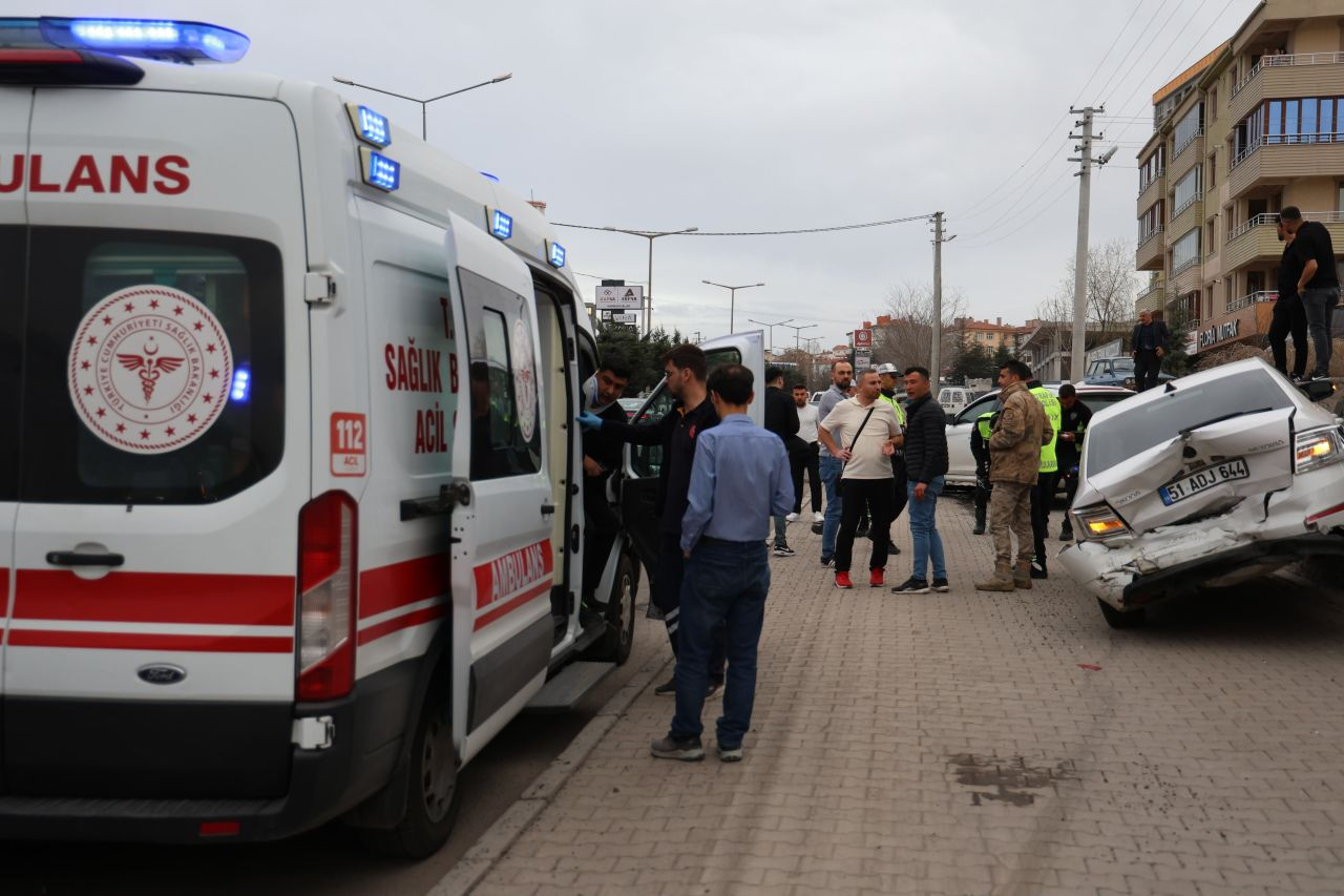 Nevşehir’de Direksiyonda Rahatsızlanan Sürücü 4 Kişiyi Yaraladı - Sayfa 2