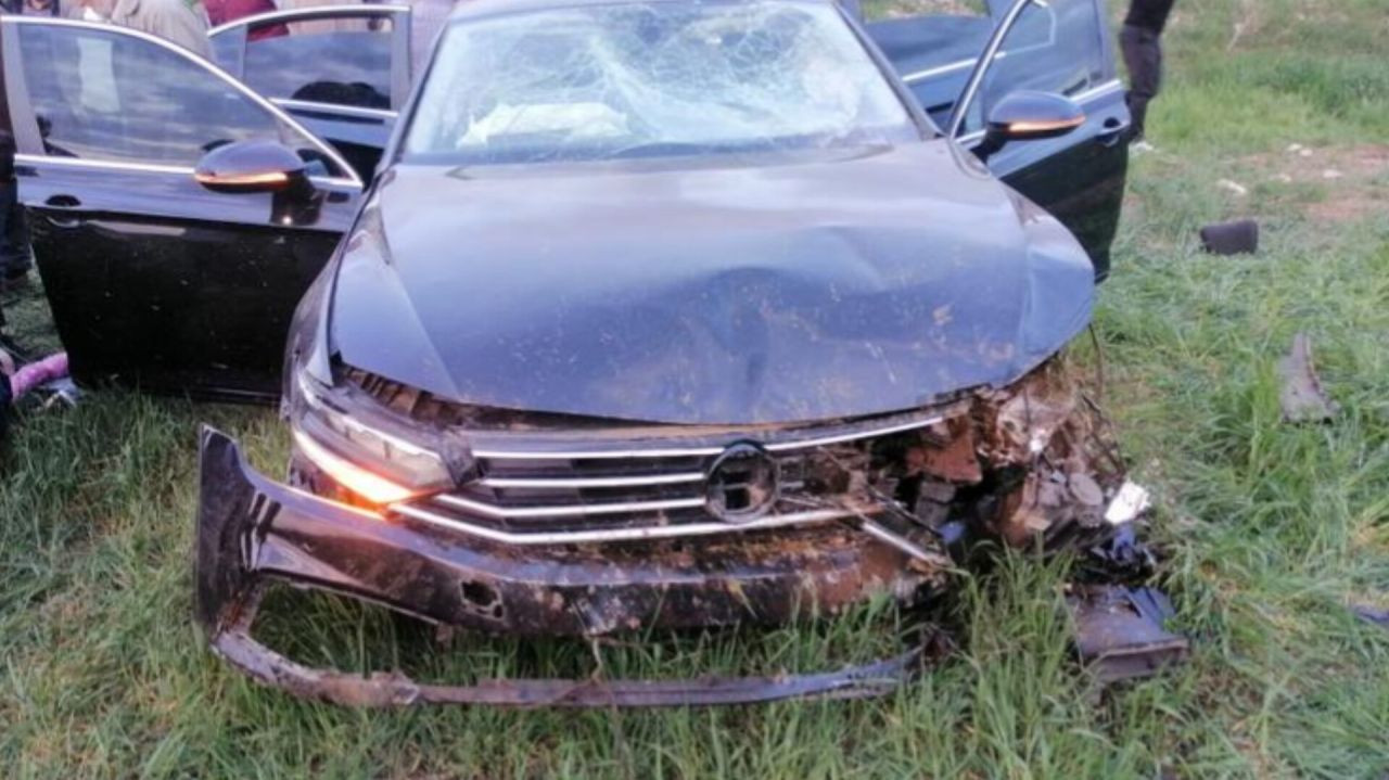 Diyarbakır Silvan’da Takla Atan Otomobilde 4 Kişi Yaralandı - Sayfa 1