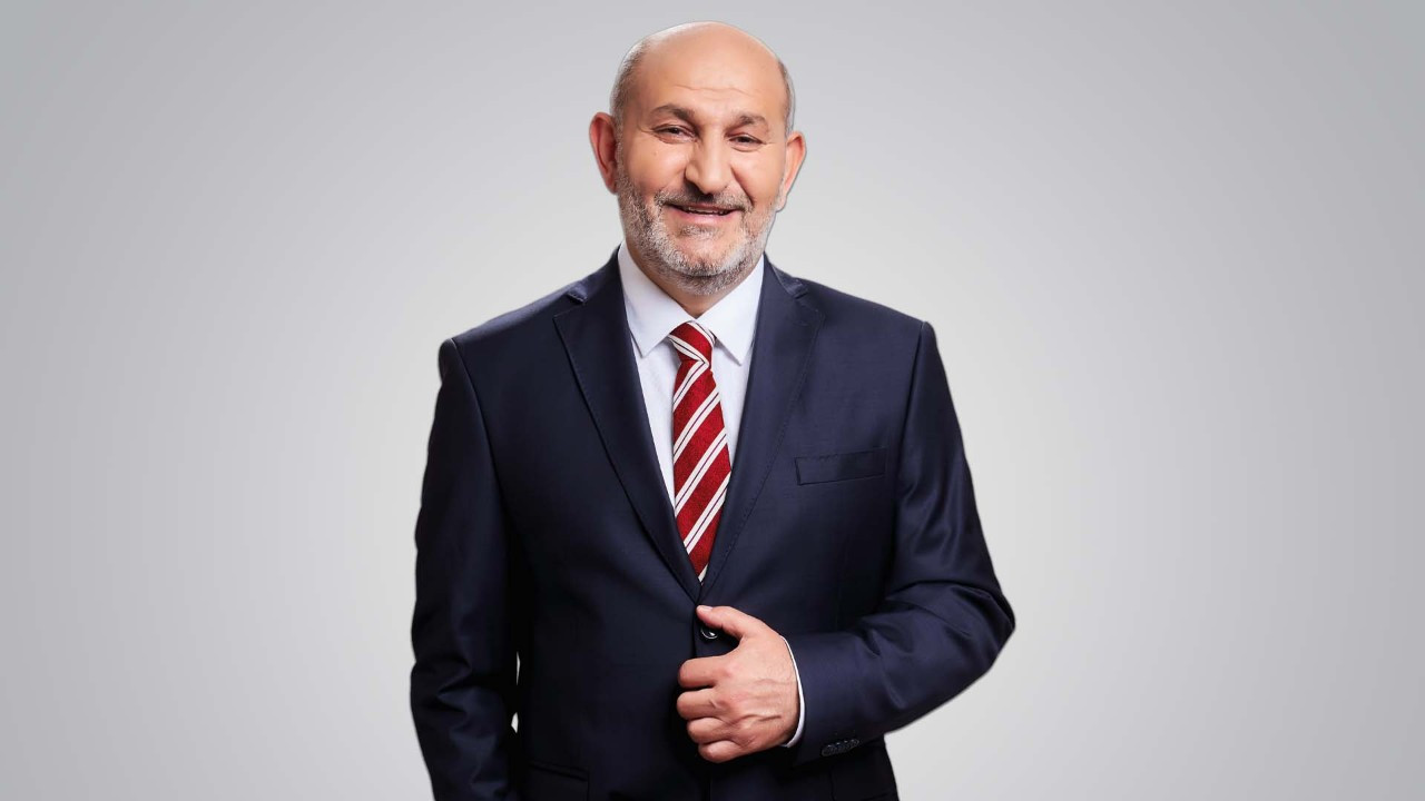 Başkan İrfan Püsküllü’den Bayram Mesajı: "Tüm Hemşehrilerimizin Bayramı Mübarek Olsun"