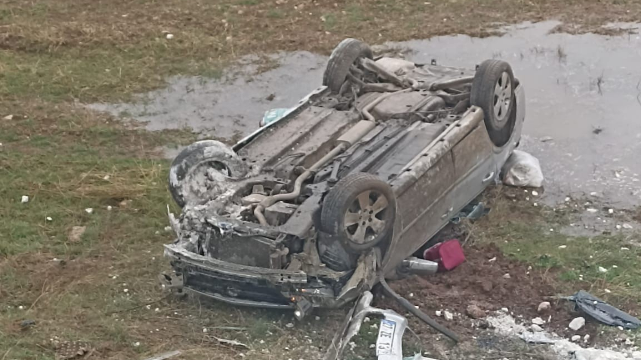 Adıyaman’da Otomobil Şarampole Yuvarlandı: 4 Kişi Yaralandı