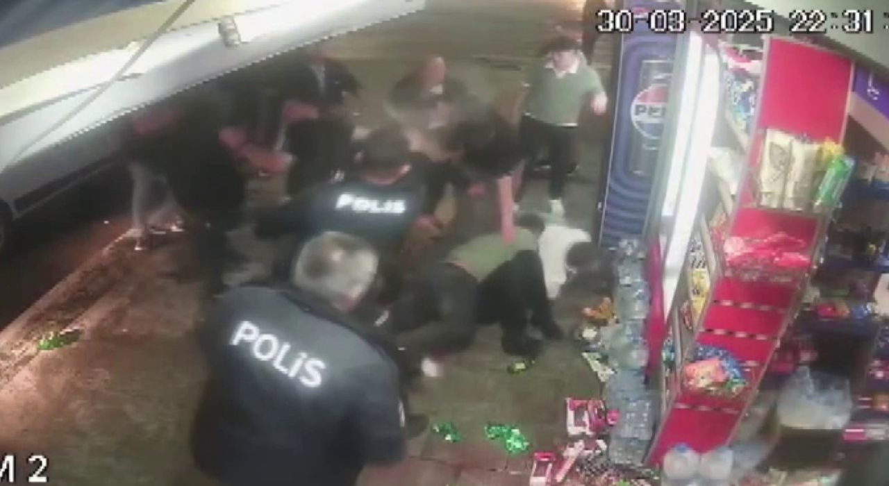 Gürültü Kavgası Darpla Bitmişti: Olayın Dehşet Verici Görüntüleri Ortaya Çıktı - Sayfa 8