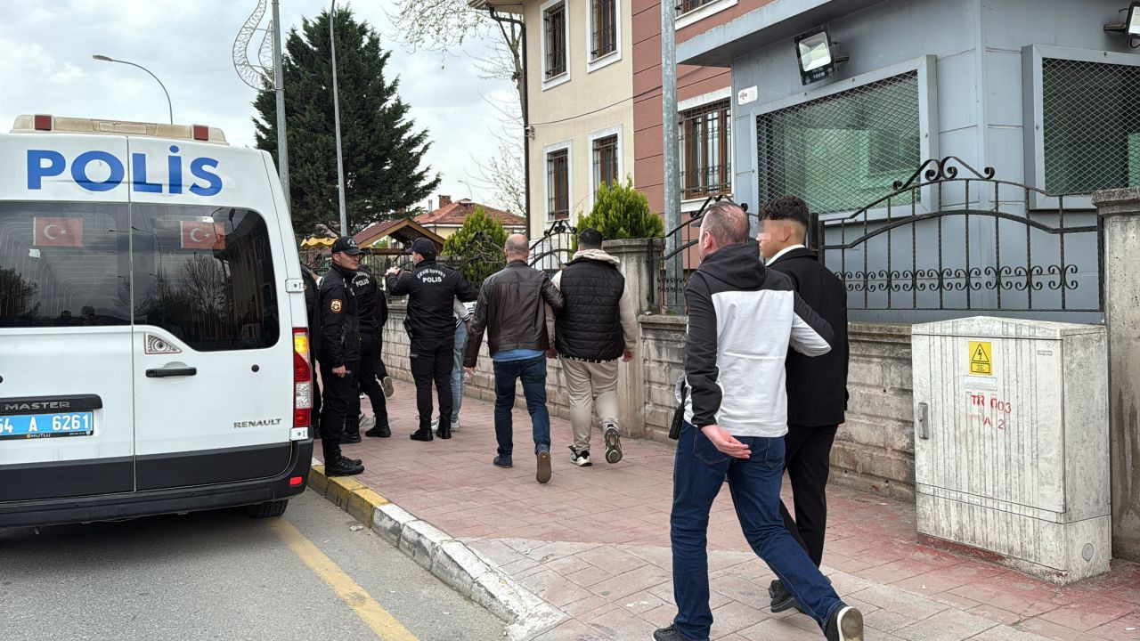Gürültü Kavgası Dehşetinde 19 Şüpheli Adliyeye Sevk Edildi: Bayram gecesi iki kişiyi öldüresiye darp etmişlerdi! - Sayfa 5