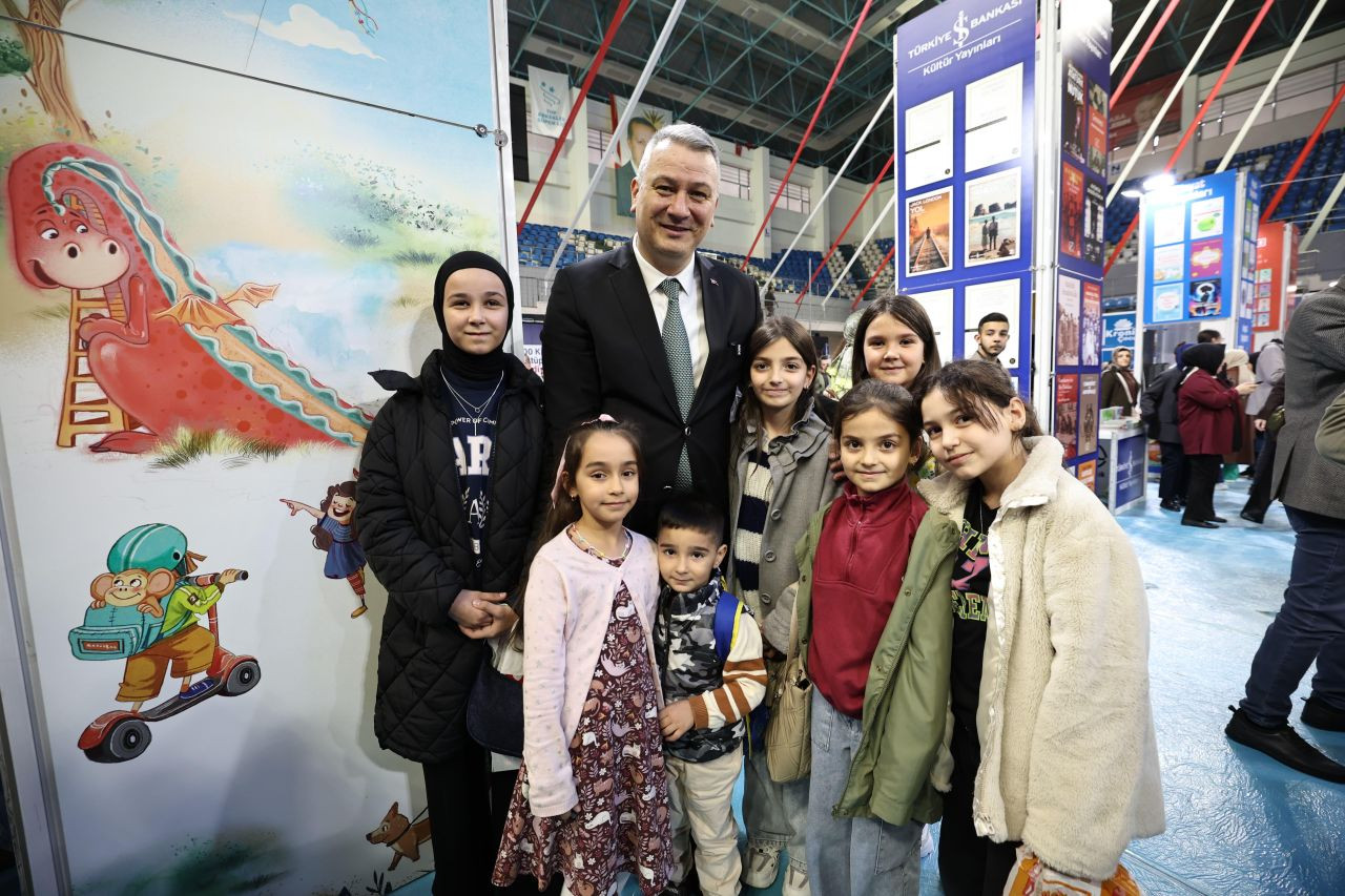 Sakarya’nın En Büyük Kitap Fuarı Açıldı - Sayfa 6