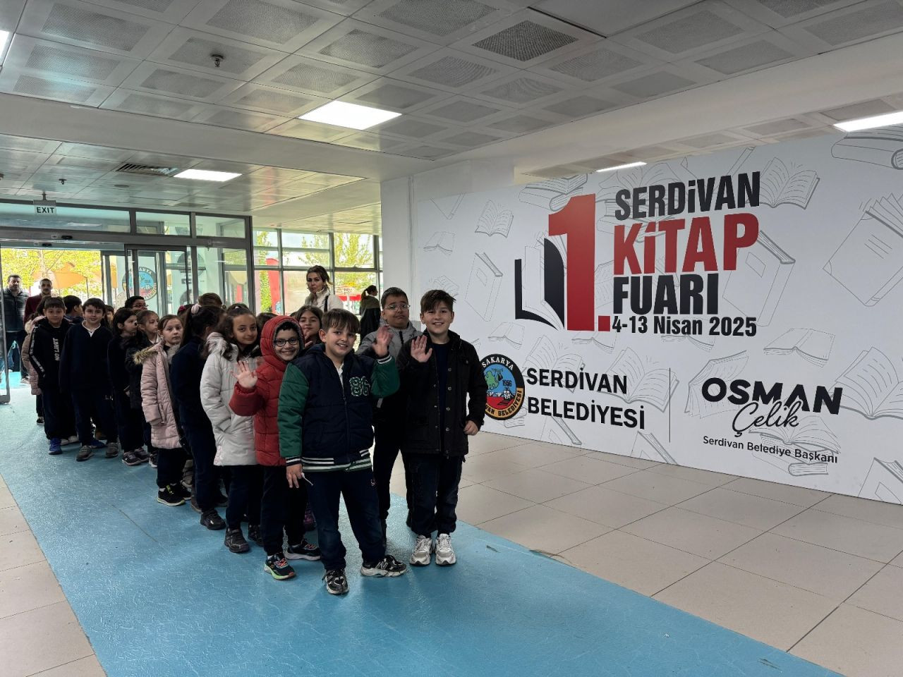 Serdivan 1. Kitap Fuarı Büyük İlgi Gördü: Sakarya’nın En Kapsamlı Kitap Fuarı Renkli Görüntülerle Başladı! - Sayfa 6