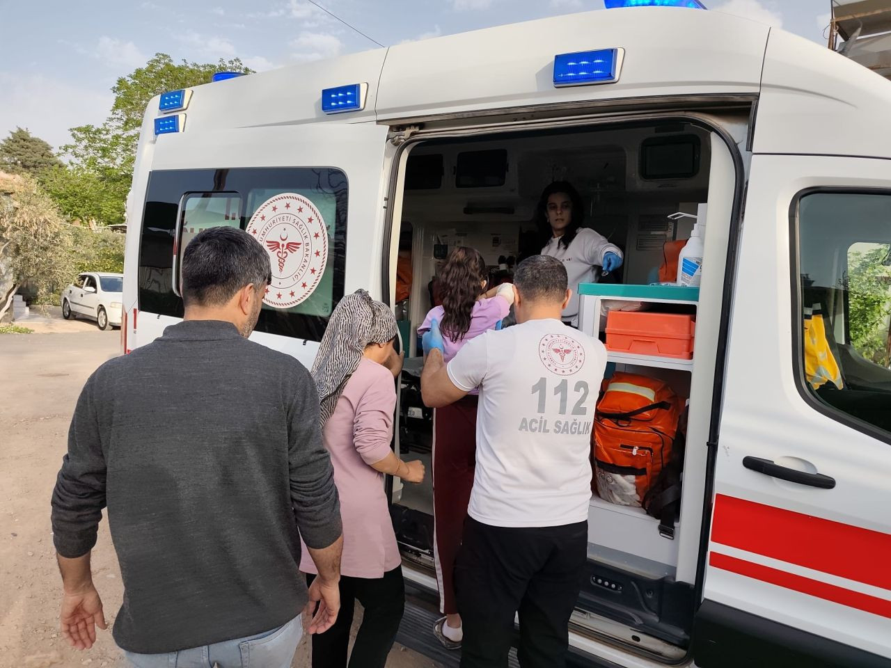 Hatay’da Bir Çocuğun Koluna İnşaat Demiri Saplandı! - Sayfa 2