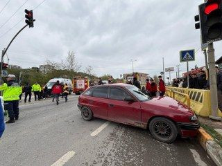 Hastayı Hastaneye Yetiştirmeye Çalışan Ambulans Otomobille Çarpıştı: 2 Yaralı! - Sayfa 6