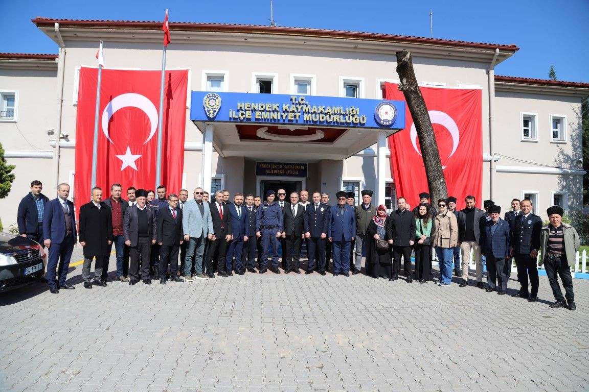Hendek’te Polis Haftası Coşkuyla Kutlandı: Başkan Püsküllü, “Polisimiz Vatan Sevgisiyle Görev Yapıyor” - Sayfa 4