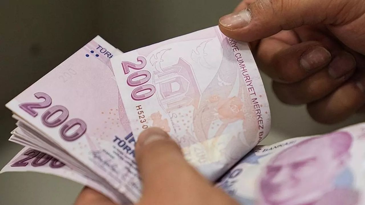 KKM'de Düşüş Sürüyor: Mevduat Azalırken Krediler Artıyor - Sayfa 4