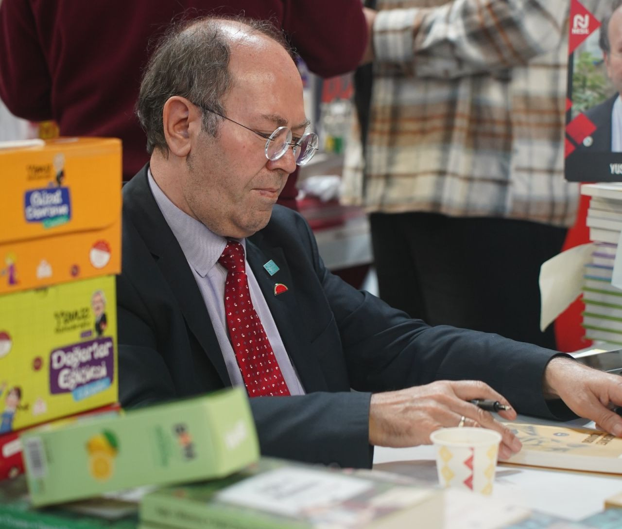 Serdivan Kitap Fuarı’nda Kültür ve Edebiyat Rüzgârı: Yusuf Kaplan Okurlarıyla Buluştu - Sayfa 3
