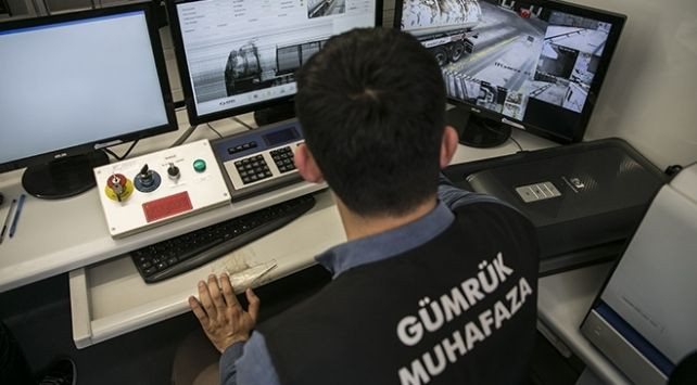 Kaçakçılığa Büyük Darbe: İlk 3 Ayda 12 Milyar Liralık Yakalama Yapıldı - Sayfa 1